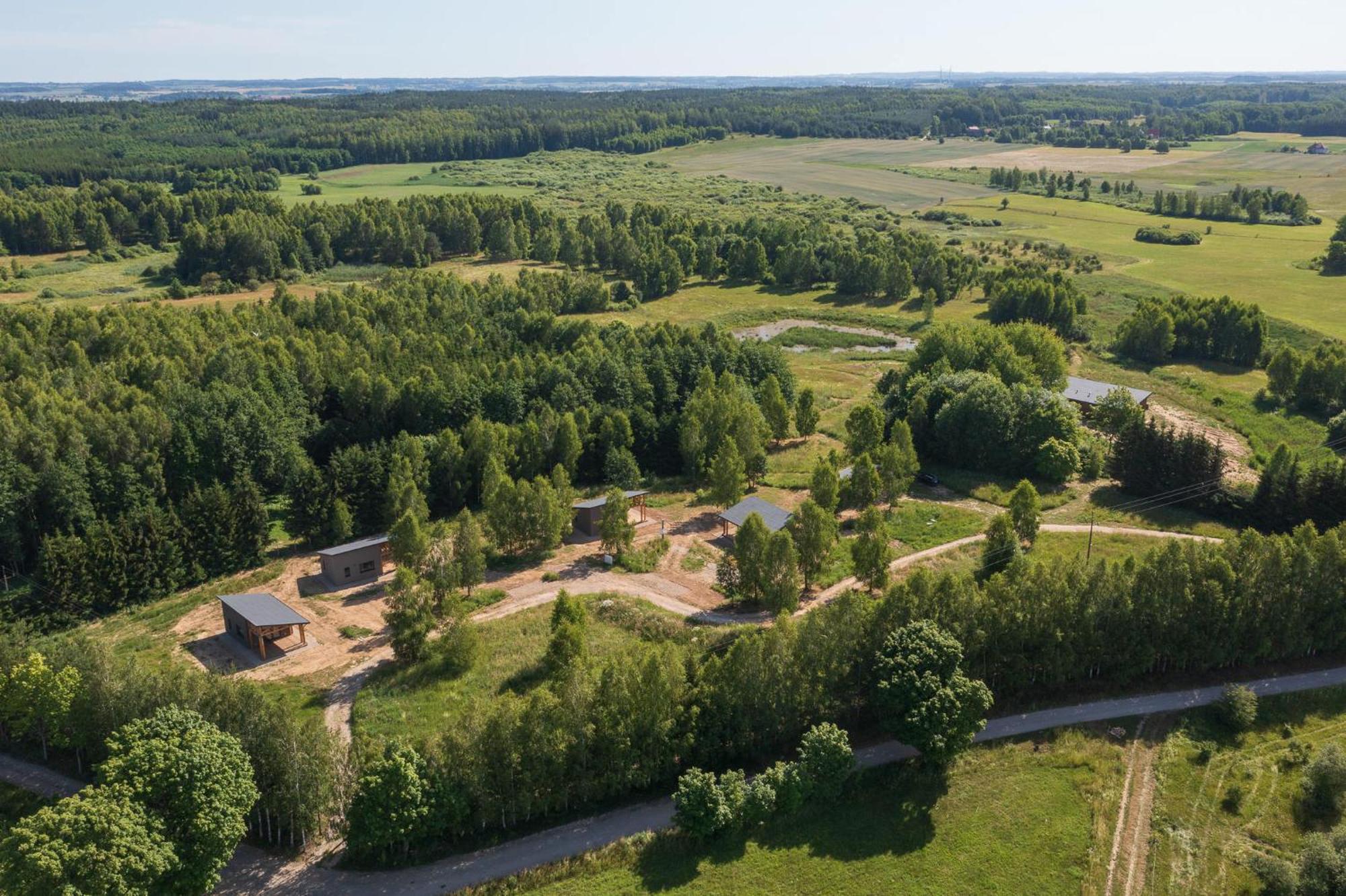 Zielona Zaba Hotel Derc Екстериор снимка