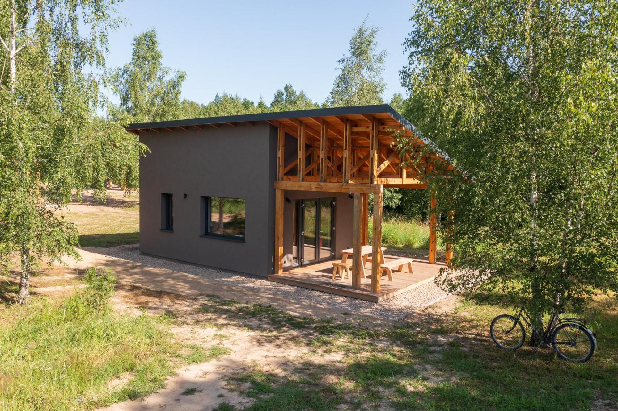 Zielona Zaba Hotel Derc Екстериор снимка